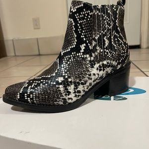 Women’s boots